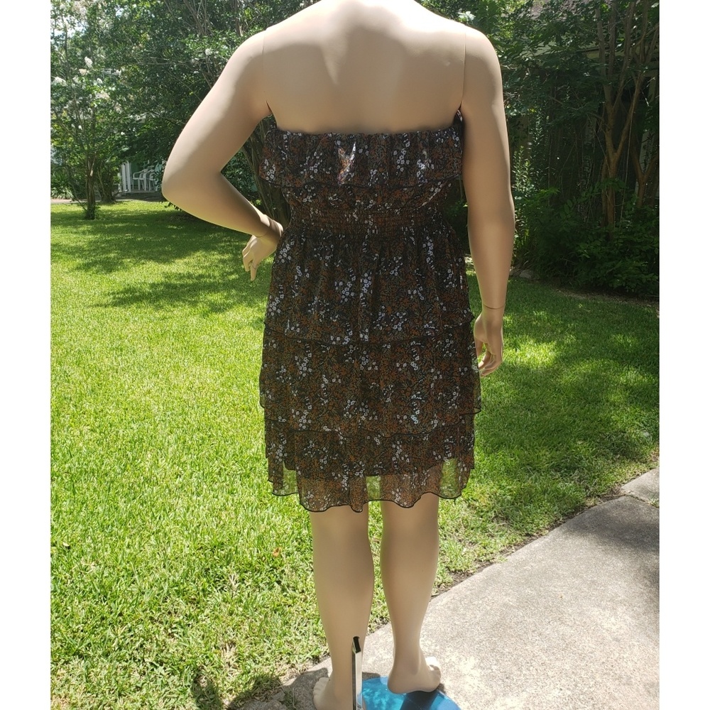 Dress - Picture 3 of 4